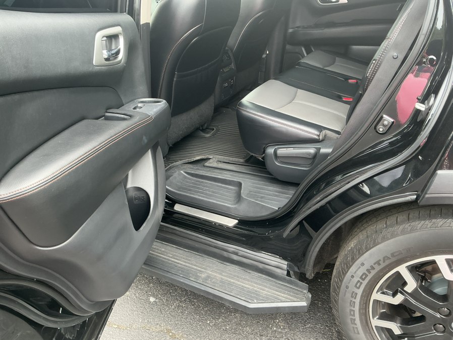 2020 Nissan Pathfinder SL - Photo 16