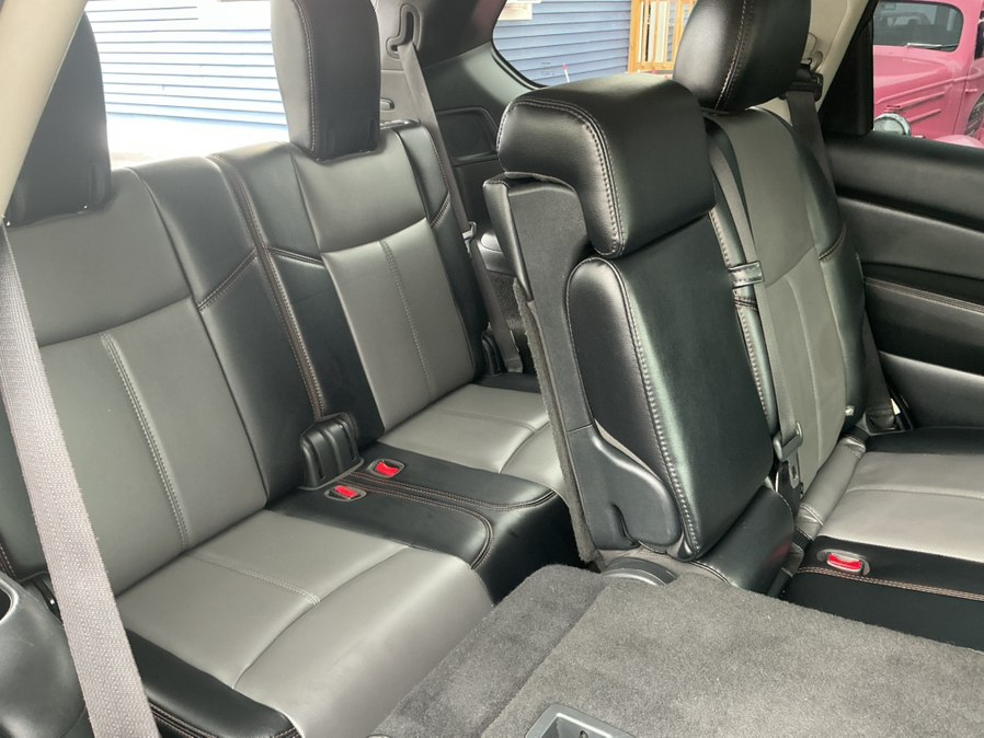 2020 Nissan Pathfinder SL - Photo 9