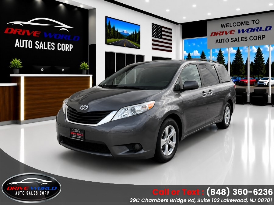 2011 Toyota Sienna E grade