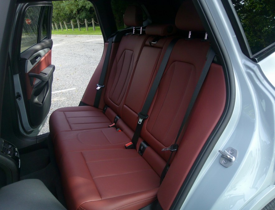 2023 BMW X3 - $34,800