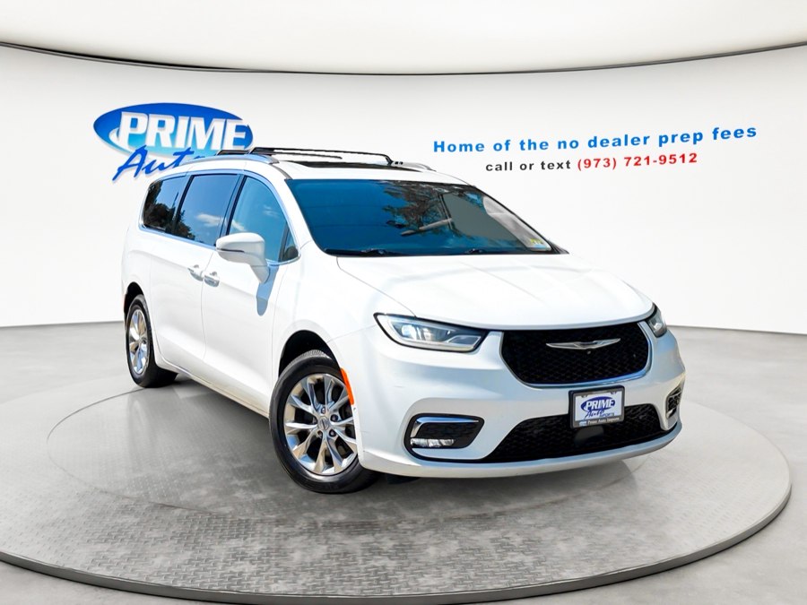 Used 2021 Chrysler Pacifica in Bloomingdale, New Jersey | Prime Auto Imports. Bloomingdale, New Jersey