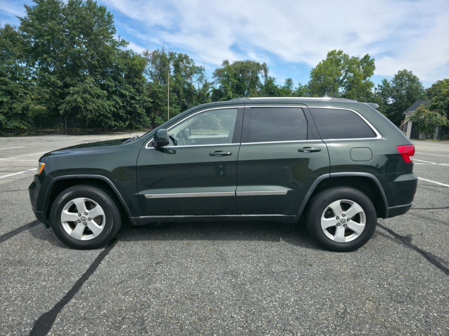 Green 2011 Jeep Grand Cherokee SUV / Crossover Four-Wheel Drive Automatic
