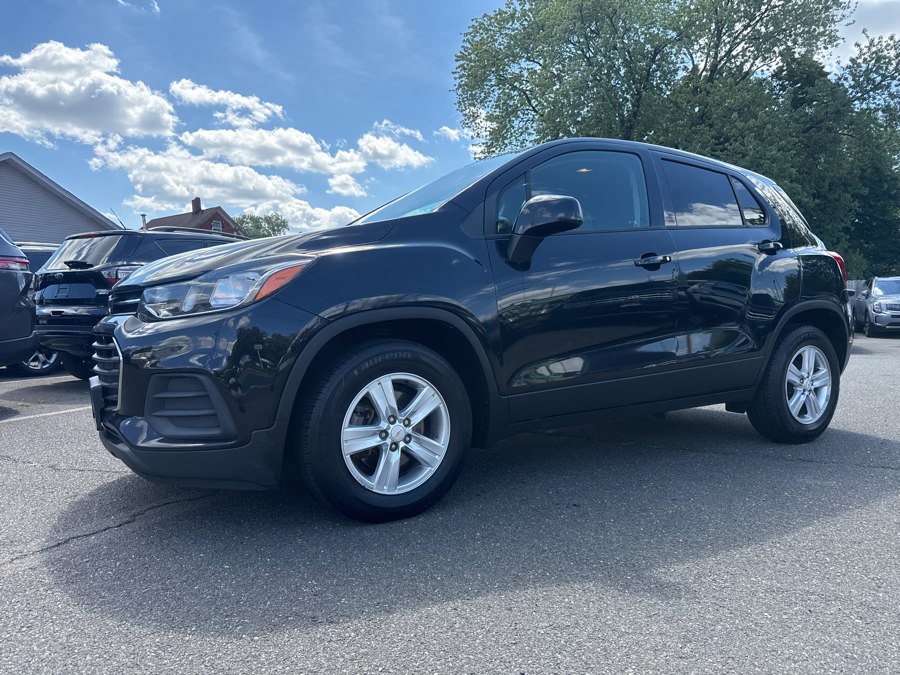 Used 2020 Chevrolet Trax in Little Ferry, New Jersey | Victoria Preowned Autos Inc. Little Ferry, New Jersey