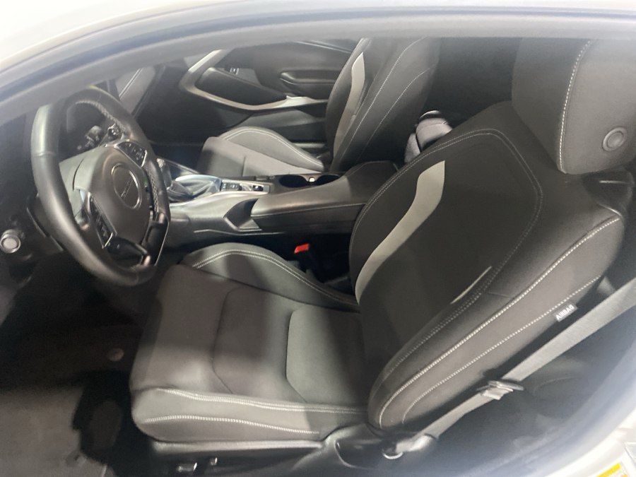 2024 Chevrolet Camaro 1LT - Photo 6