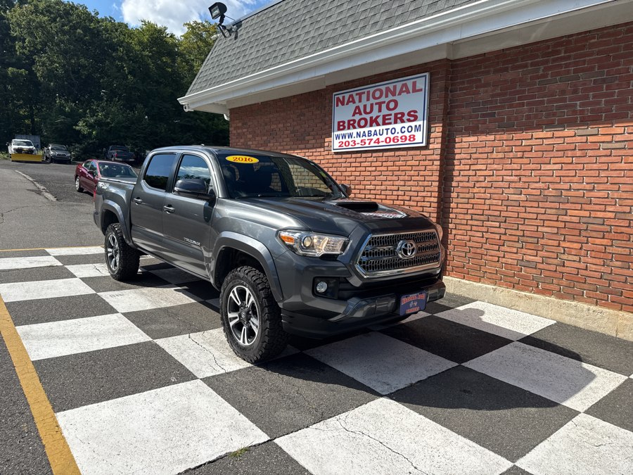 Used 2016 Toyota Tacoma in Waterbury, Connecticut | National Auto Brokers, Inc.. Waterbury, Connecticut