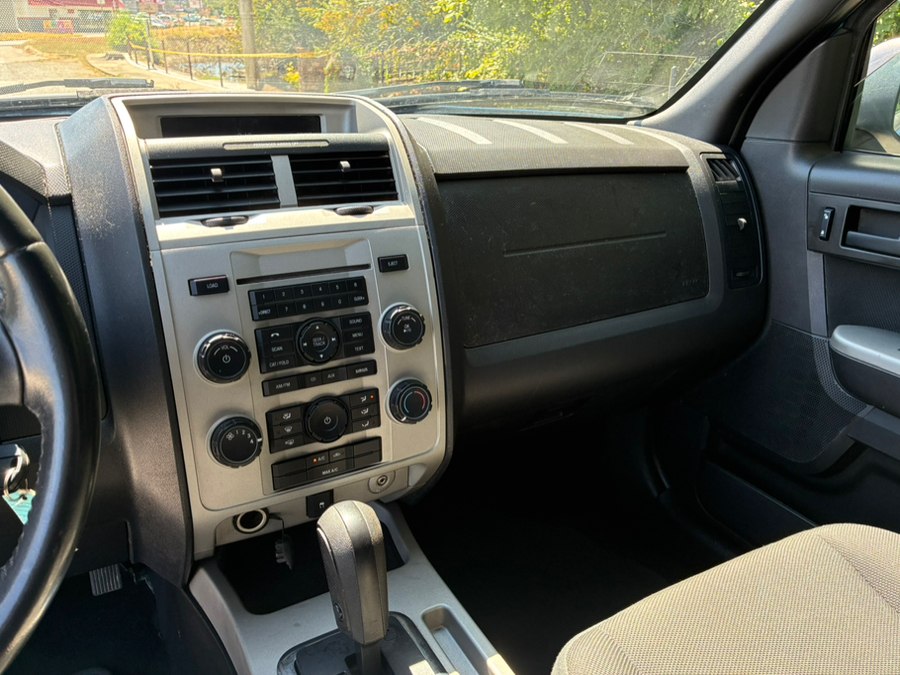 2009 Ford Escape XLT - Photo 6