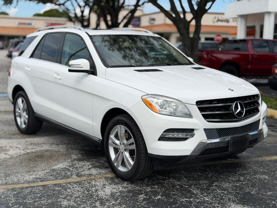 Used 2014 Mercedes-Benz M-Class in Hialeah, Florida | The Palm Motors LLC. Hialeah, Florida