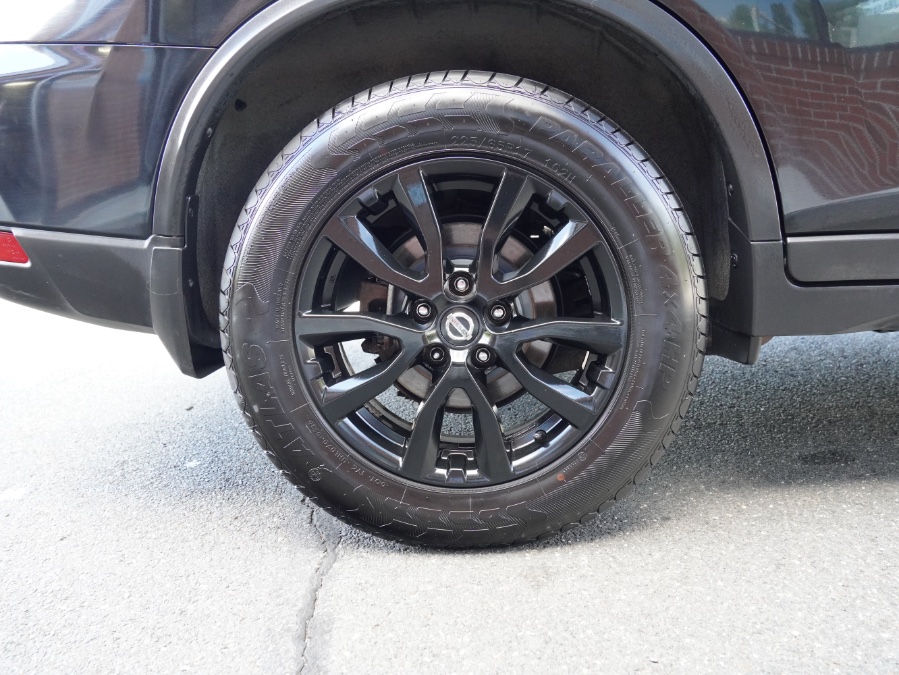 2018 Nissan Rogue SV - Photo 9