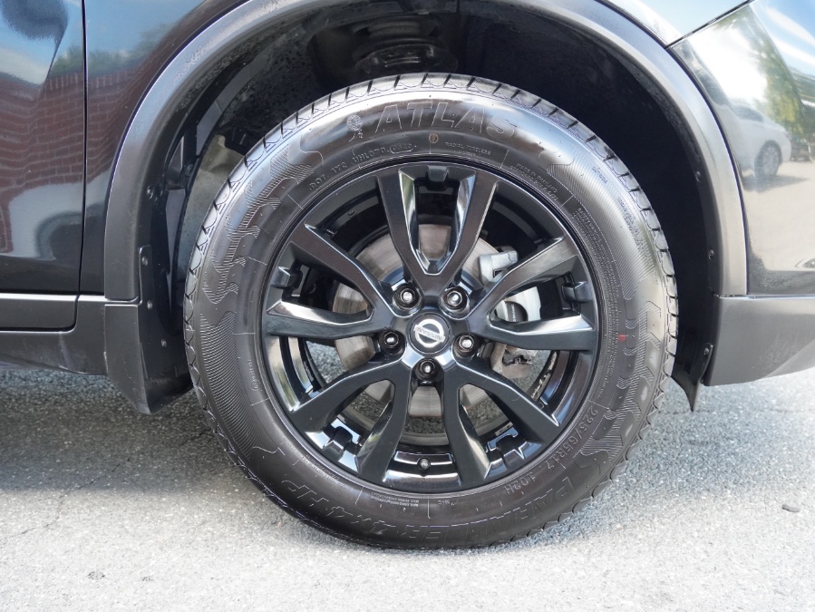 2018 Nissan Rogue SV - Photo 10