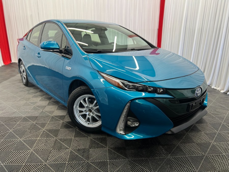 Used 2017 Toyota Prius Prime in Paterson, New Jersey | Speedway Motors LLC. Paterson, New Jersey