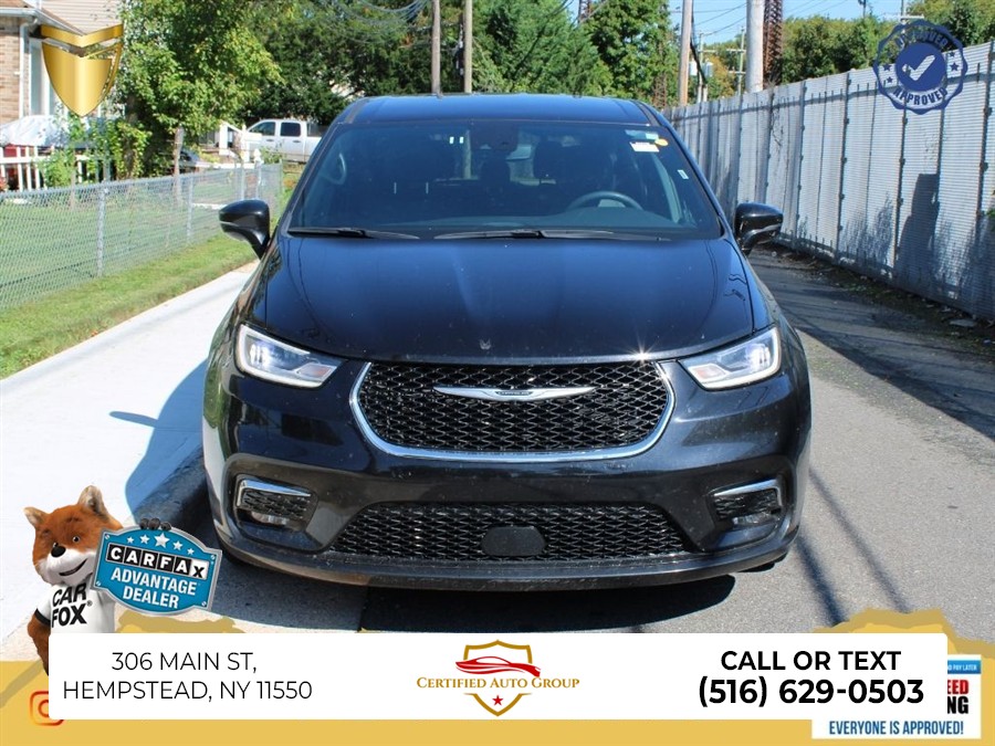 2025 Chrysler Pacifica Select, available for sale in Hempstead, New York | Certified Auto Group. Hempstead, New York