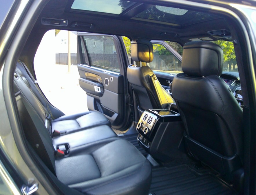 2020 Land Rover Range Rover - $26,977