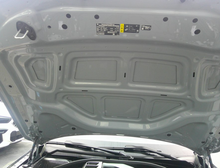 2023 Land Rover Defender - $49,800