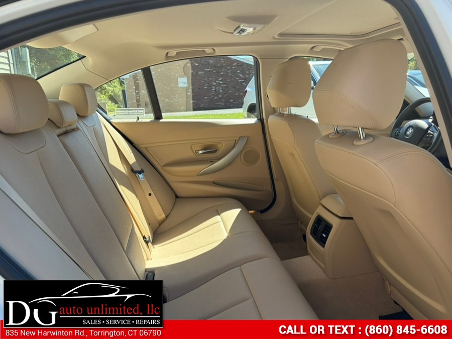 2013 BMW 3 Series 320i - Photo 21