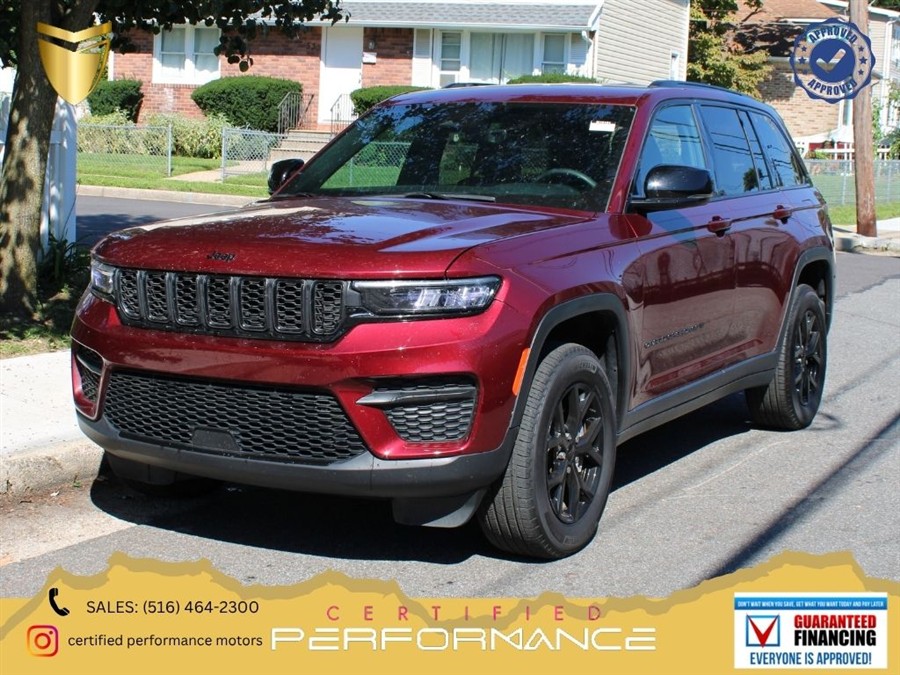 Used 2025 Jeep Grand Cherokee in Valley Stream, New York | Certified Performance Motors. Valley Stream, New York