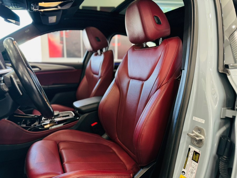 Used 2023 BMW X4 in Franklin Square, New York | C Rich Cars. Franklin Square, New York