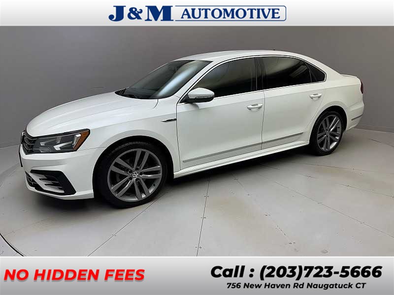 Used Volkswagen Passat R-Line w/Comfort Pkg 2017 | J&M Automotive Sls&Svc LLC. Naugatuck, Connecticut