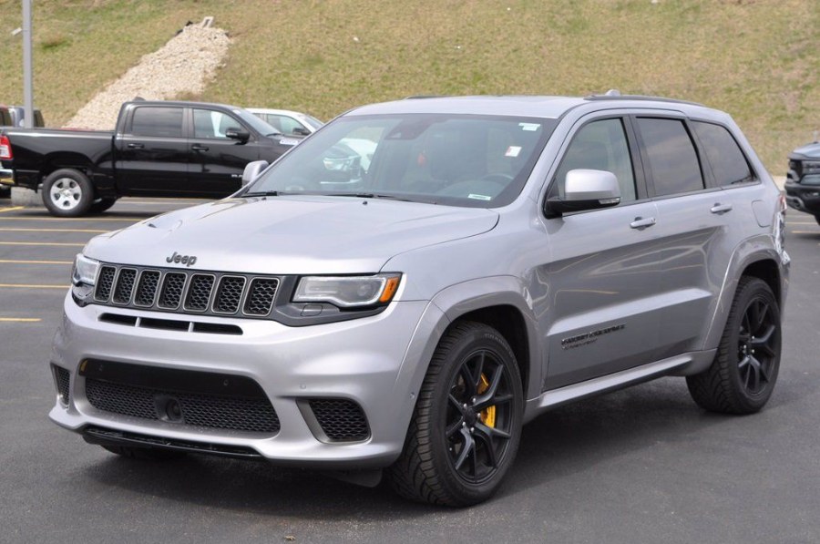 Used 2018 Jeep Grand Cherokee in Hauppauge, New York | Engineered Motors. Hauppauge, New York