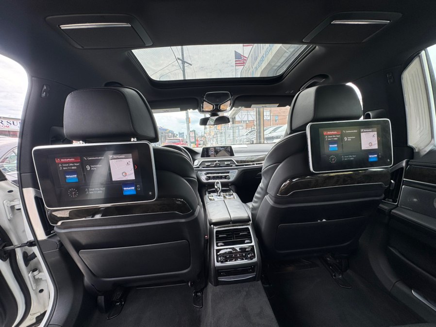 2018 BMW 7 Series xDrive