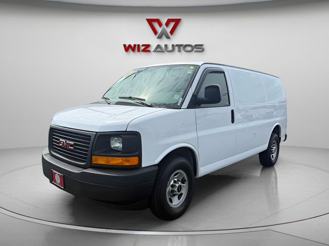 Used 2017 GMC Savana 3500 in Stratford, Connecticut | Wiz Leasing Inc. Stratford, Connecticut