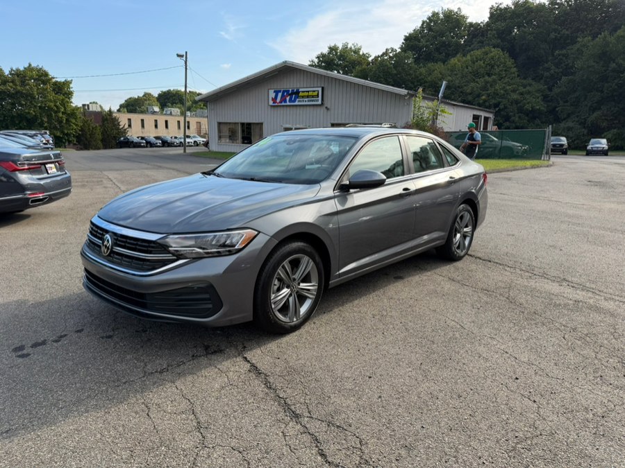 Used Volkswagen Jetta SE Auto 2024 | Tru Auto Mall. Berlin, Connecticut
