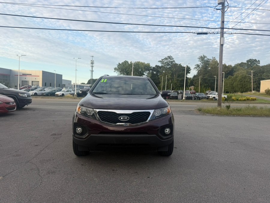 Used 2011 Kia Sorento in Swansea, Massachusetts | Gas On The Run. Swansea, Massachusetts