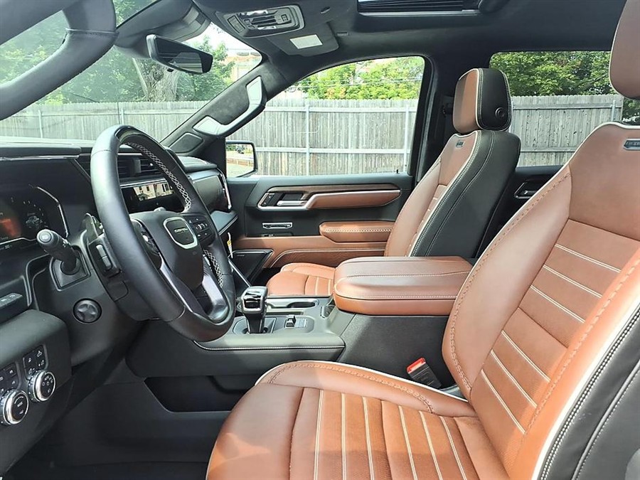2025 GMC Sierra 1500 Denali Ultimate - Photo 18