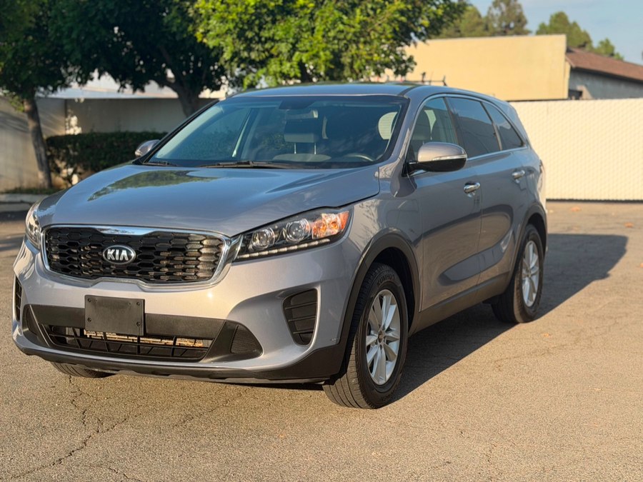 Used 2019 Kia Sorento in Tustin, California | Carox LLC. Tustin, California