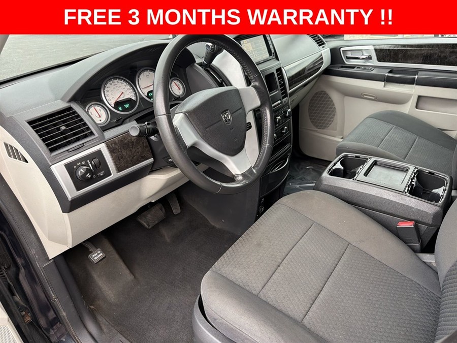 2010 Dodge Grand Caravan Crew - Photo 38