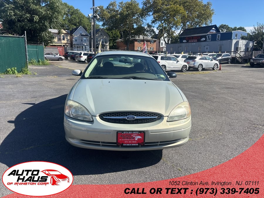 2003 Ford Taurus SE
