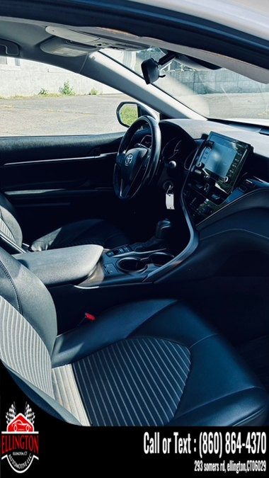 2024 Toyota Camry SE - Photo 7
