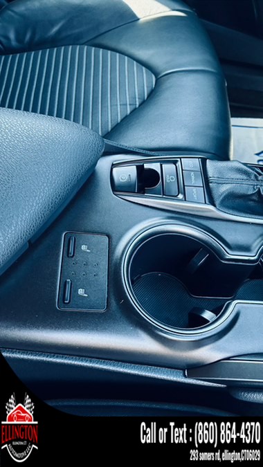 2024 Toyota Camry SE - Photo 21