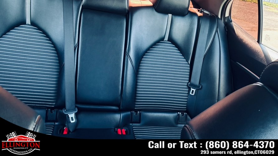 2024 Toyota Camry SE - Photo 20