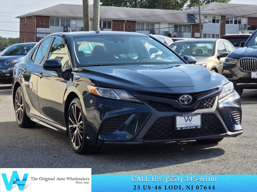 Used 2020 Toyota Camry in Lodi, New Jersey | AW Auto & Truck Wholesalers, Inc. Lodi, New Jersey