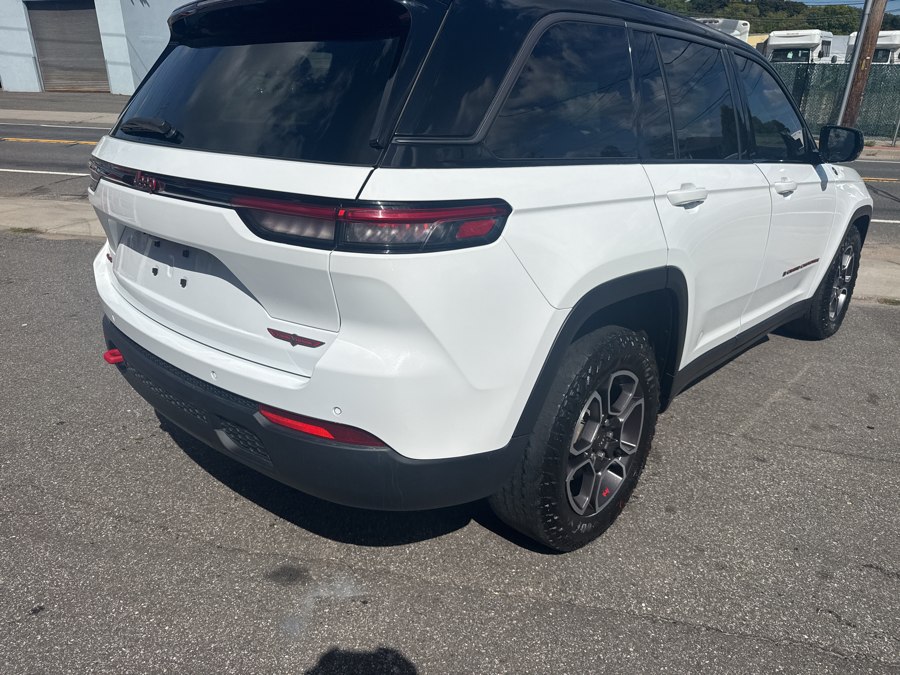 2022 Jeep Grand Cherokee Trailhawk - Photo 10