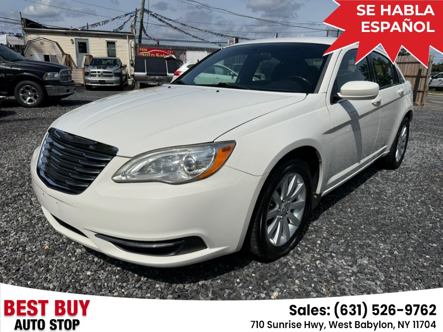 Used 2011 Chrysler 200 in West Babylon, New York | Best Buy Auto Stop. West Babylon, New York