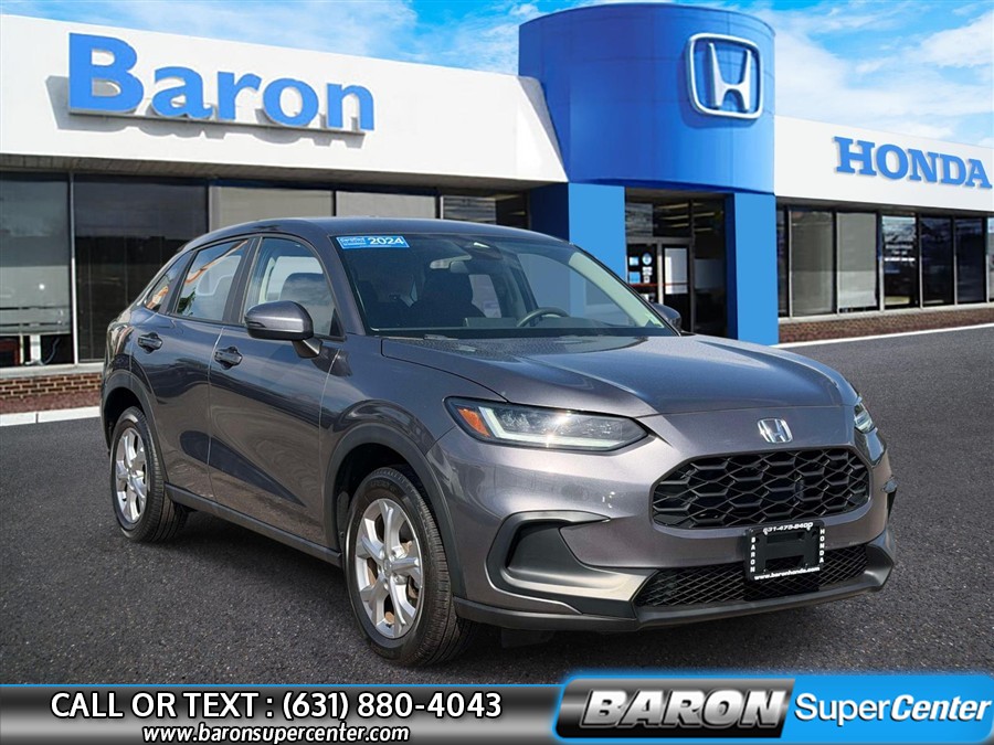 Used 2024 Honda Hr-v in Patchogue, New York | Baron Supercenter. Patchogue, New York