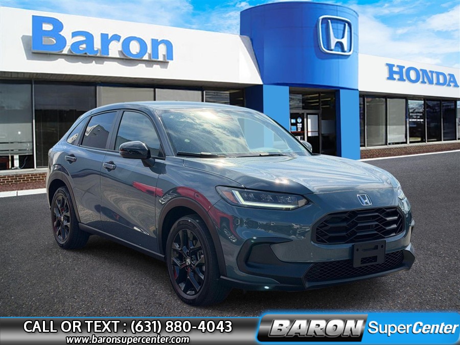 Used 2024 Honda Hr-v in Patchogue, New York | Baron Supercenter. Patchogue, New York