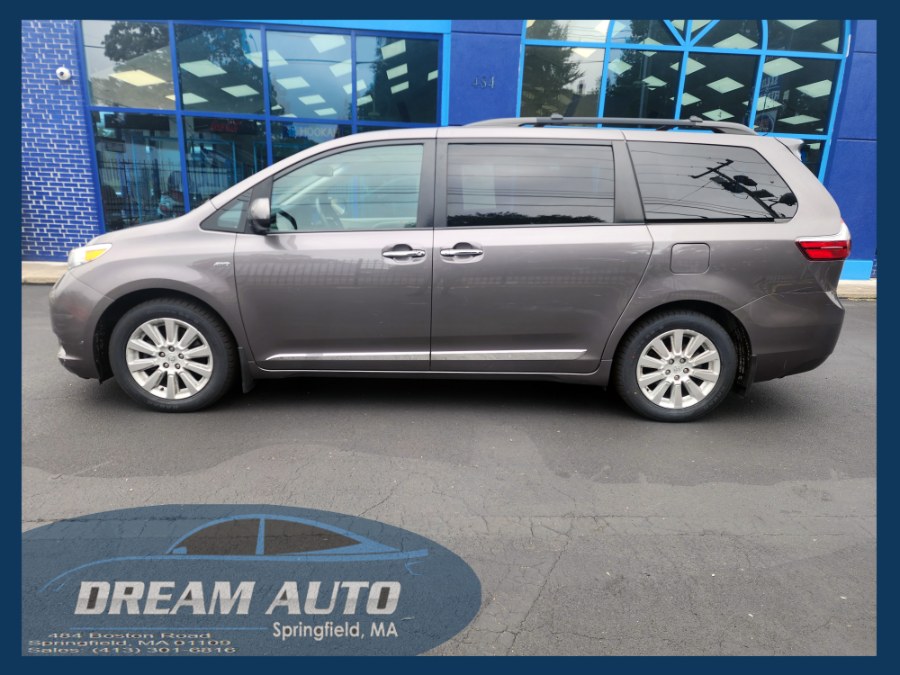 2016 Toyota Sienna XLE - Photo 3