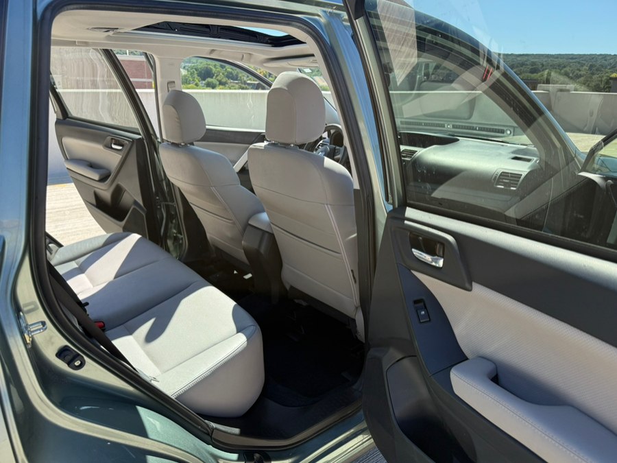 2016 Subaru Forester i Limited - Photo 17