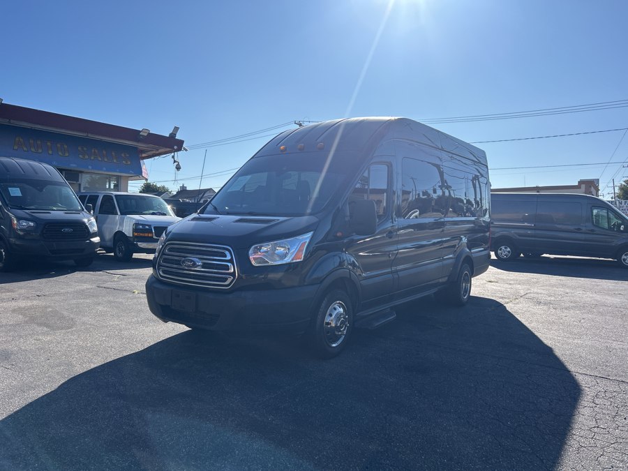 Used 2019 Ford Transit Passenger Wagon in Franklin Square, New York | Franklin Square Auto Group. Franklin Square, New York
