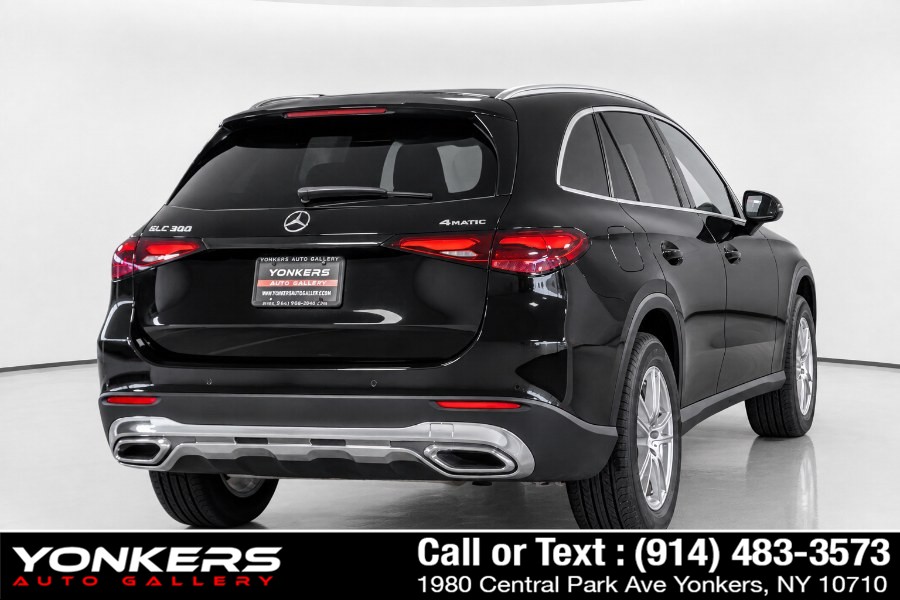 2023 Mercedes-Benz GLC GLC 300 - Photo 6