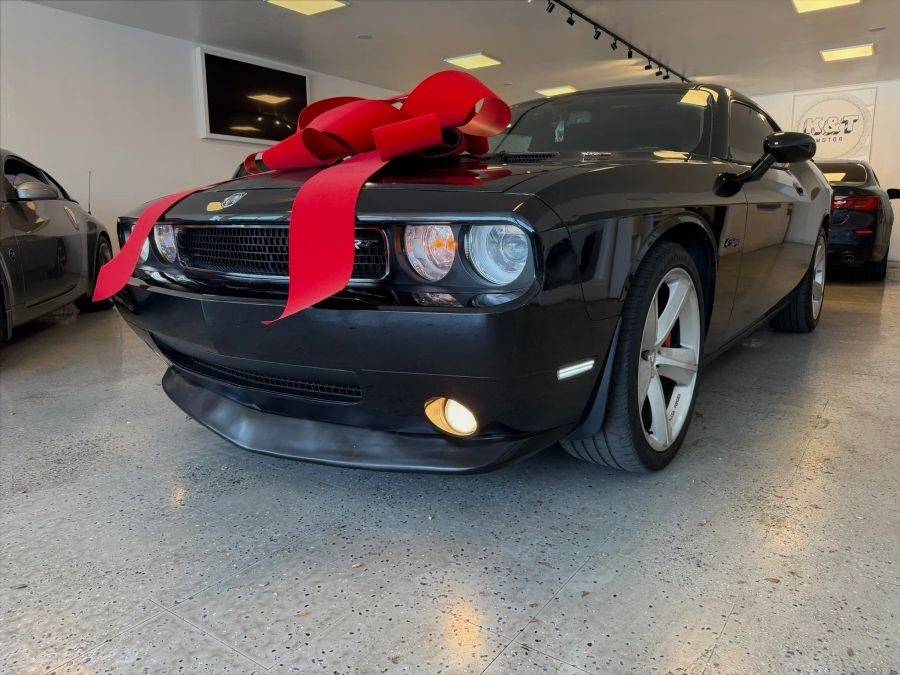 Used 2010 Dodge Challenger in Santa Ana, California | K&T Motor LLC. Santa Ana, California