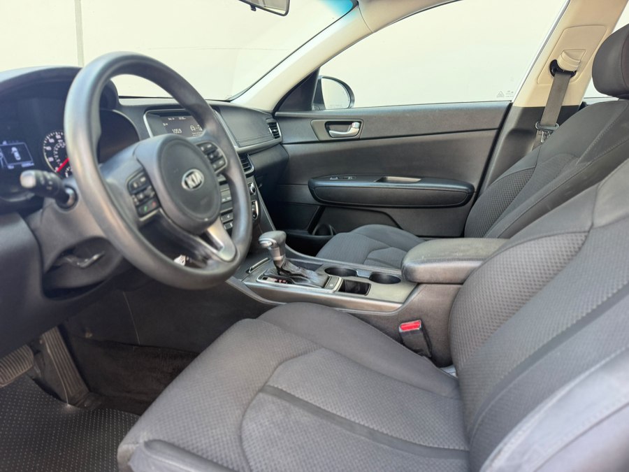 2018 Kia Optima LX - Photo 13