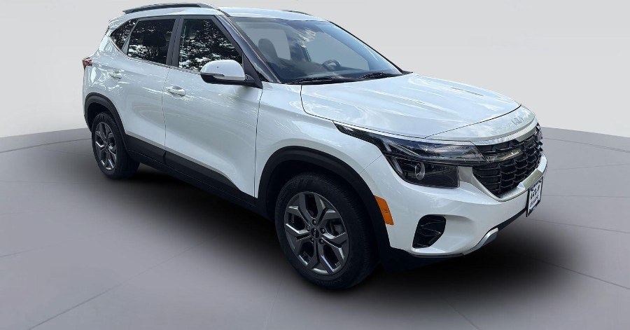 2024 Kia Seltos S IVT AWD, available for sale in West Islip, New York | Limitless Motors. West Islip, New York