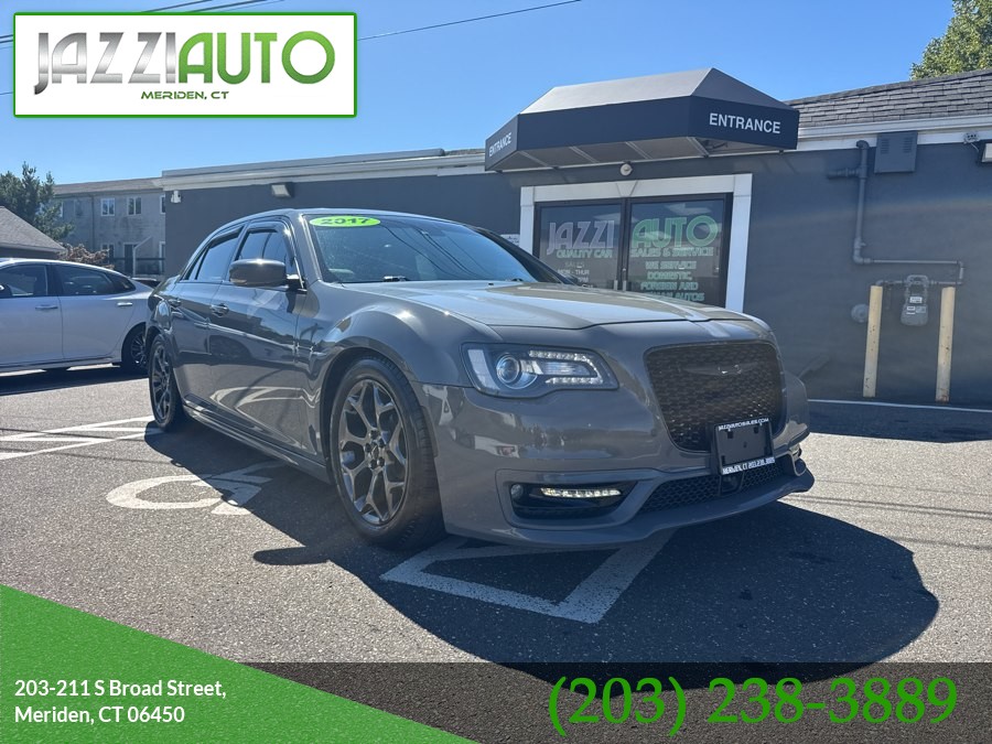 Used 2017 Chrysler 300 in Meriden, Connecticut | Jazzi Auto Sales LLC. Meriden, Connecticut