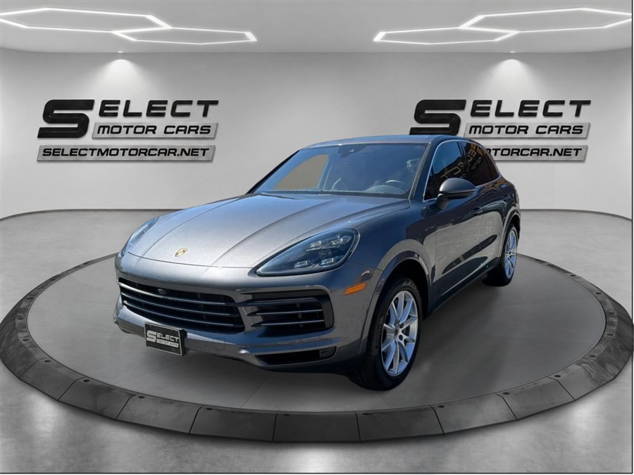 Used 2020 Porsche Cayenne in Deer Park, New York | Select Motor Cars. Deer Park, New York
