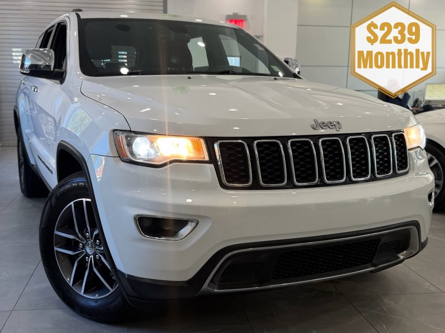 Used 2017 Jeep Grand Cherokee in Franklin Square, New York | C Rich Cars. Franklin Square, New York