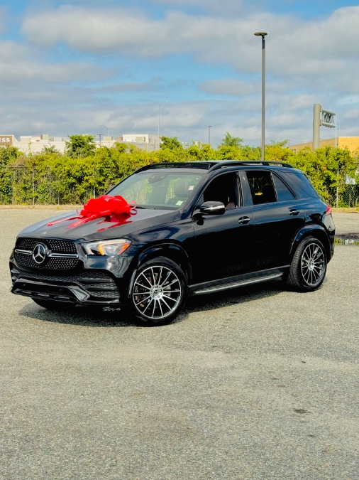 Used 2025 Mercedes-Benz GLE in Elmont, New York | Charles Cars. Elmont, New York
