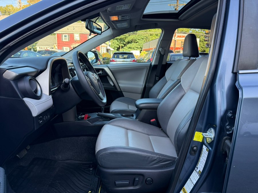 2013 Toyota RAV4 Limited - Photo 9